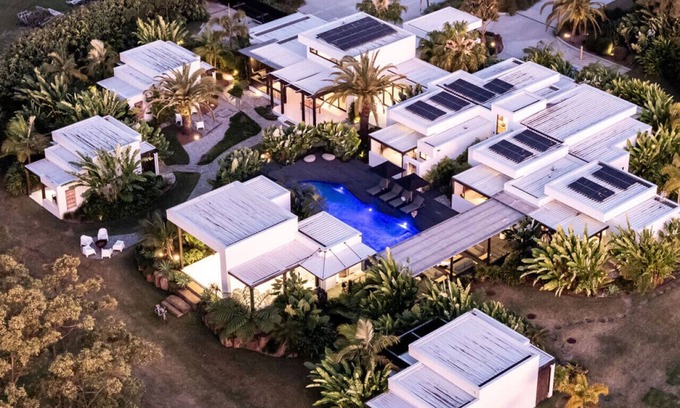 Ewingsdale Maison | Villa Riad - Luxe Boutique