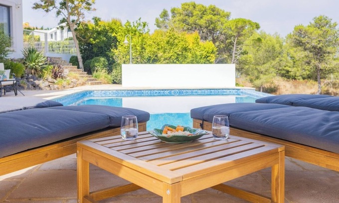 Cobre Villa | Villa Romãzeira by Trip2Portugal