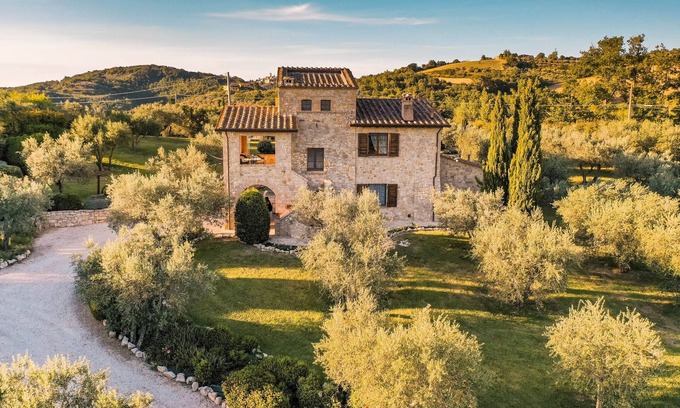 Collazzone Villa | VILLA ROSETO - TODI