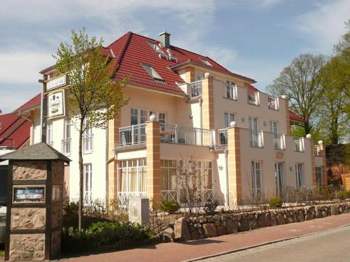 Alt Gaarz Appartement | Villa Rosita Wohnung 09 nur 250 Meter bis zum reriker Strand
