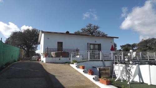 El Castillo de las Guardas Maison | Villa Saudade, casa entre encinas