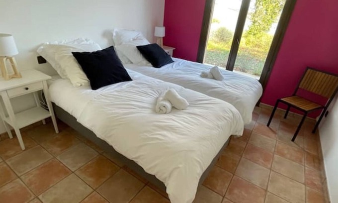 Liausson Villa | Villa Salagou vue sur le lac 3 chambres piscine 100m2
