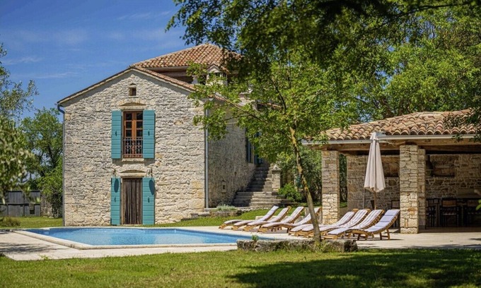 Salambati Villa | Villa Salambati 9 * 20000 m2 propriété, piscine privée, barbecue, WiFi