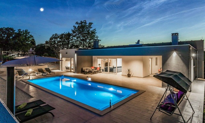 Svetvincenat Villa | Newbuild Villa **** SANIVARO