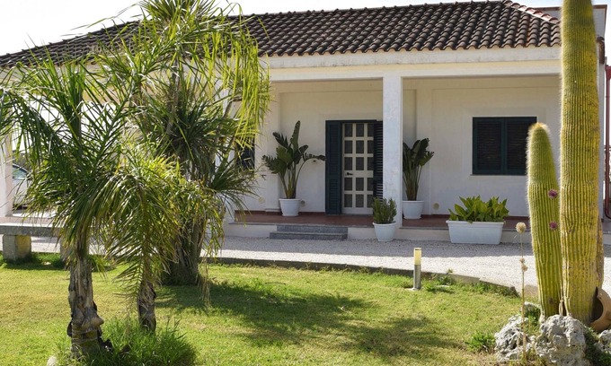 Spongano Maison | Villa Sarah - cottage surrounded by nature 5km from the sea