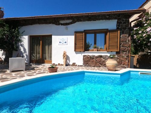 La Caletta Lit Et Petit-Déjeuner | Villa Sari affitta camere