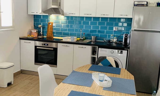 Nea Anchialos Maison | Villa Sea Breeze - your home by the sea