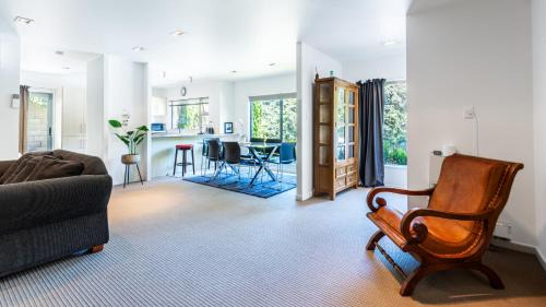 Wellington Maison | Villa Sebastian - Large Modern Home