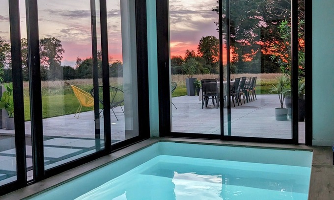 Laille Hôtel | Villa Short Cravate