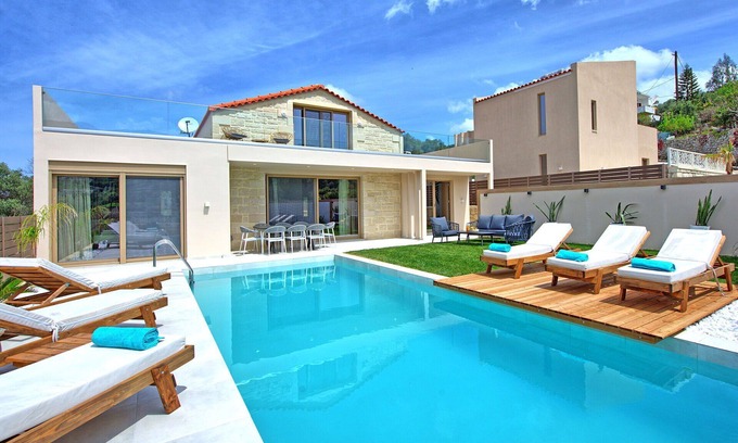 Filaki Villa | Villa Silentium Evilia – Villa de vacances avec piscine privée à Argyroupoli, Crète