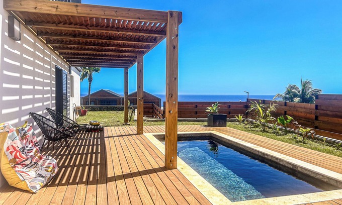 Grande Anse Appartement | Villa T2 Grand Anse, Réunion avec piscine à proximité des centres d'activités