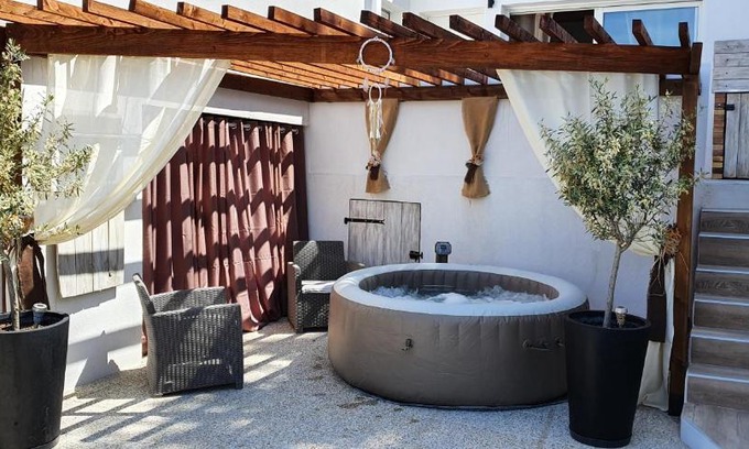 Carnoux-en-Provence Maison | Villa T3 à 10' de Cassis SPA - Jacuzzi