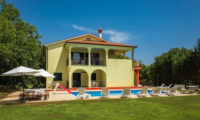Strmac Maison | Villa Tanne by Interhome