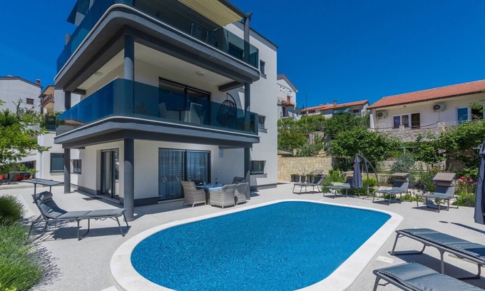 Vintijan Villa | Villa Tao with pool for rent