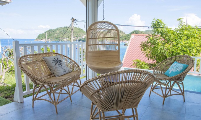 Terre-de-Haut Villa | ViLLA Ti CORAiL*** LES SAINTES avec PISCINE PRIVEE