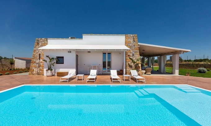 Acquarica del Capo Villa | 777 Villa Toffi