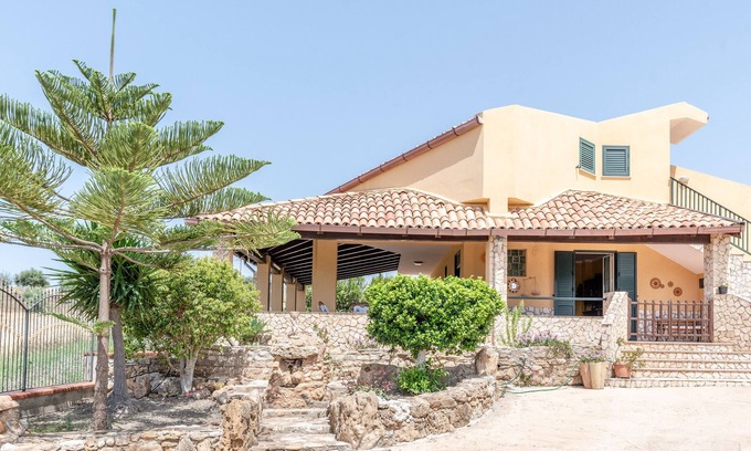 Montallegro Villa | Villa 'Tre S' avec vue sur la mer, jardin et Wi-Fi