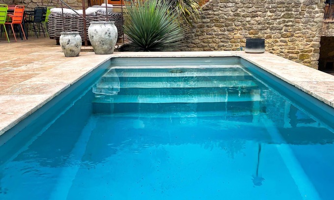 Grignan Maison | Villa Verdesco Piscine et vue sur le château de Grignan