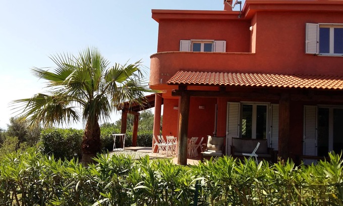 Bonifati Villa | VILLA VIRGINIA N. 11 avec GRANDE PISCINE COMMUNALE - 1 Km de la plage