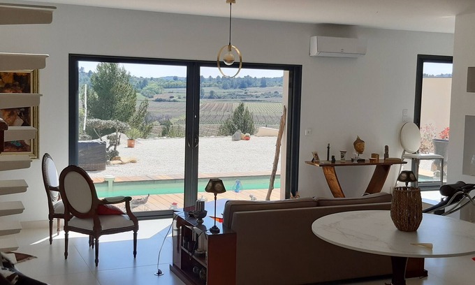 Combaillaux Maison | Ouverte sur les vignes