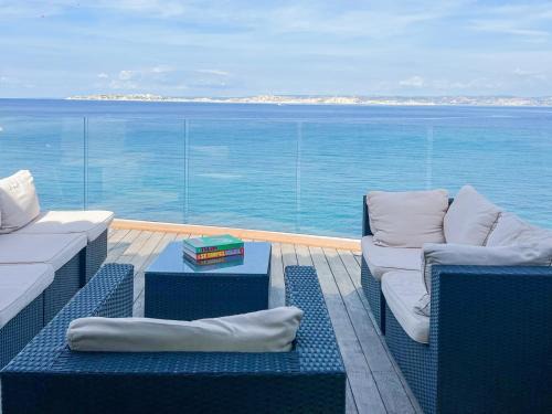 Montredon Villa | Villa vue mer panoramique - sauna - balnéothérapie