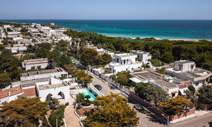 Torre Specchia Ruggeri Villa | Villa with private pool in San Foca 100 meters from the sea