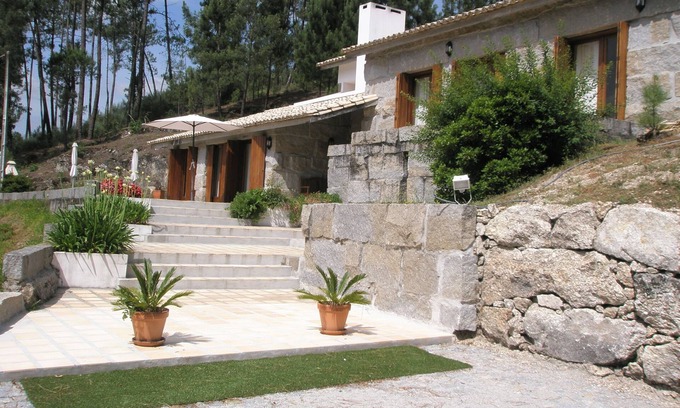 Beijos Villa | Villa avec piscine privée (avec 23700 m2 d'espaces verts) à 40Km de PORTO