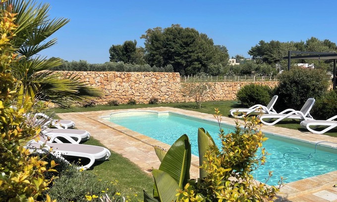 San Pietro in Bevagna Maison | VILLA WITH POOL BETWEEN THE VINEYARDS