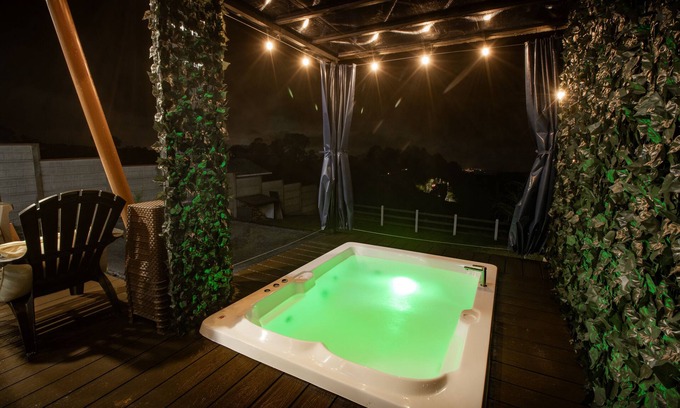 Fraijanes Maison | Cabaña con Jacuzzi y parqueo privado