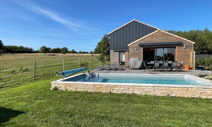Villeneuve-en-Retz Villa | Entre mer et campagne, villa 4 chambres, 2 salles d'eau et piscine privée