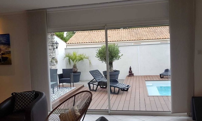 Angles Maison | Villa "tout confort"+piscine à 6 km des plages de Longeville sur mer