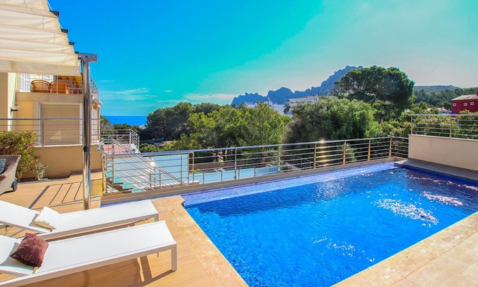 Cala San Vicente Maison | Villa with detached house, air conditioning, wifi, garden, private swimming pool