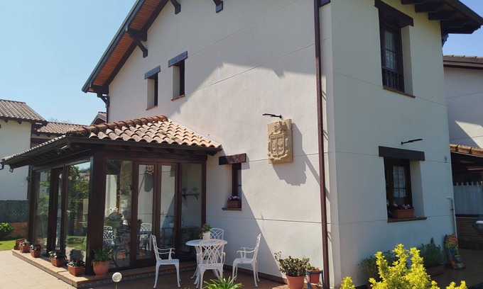 Santa Maria de Cayon Cottage | Villa avec grand jardin à côté du parc Cabárceno