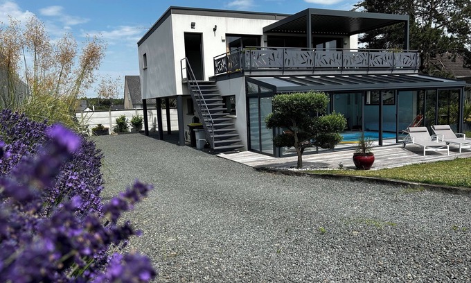 Barneville-Carteret Villa | Villa avec piscine intérieure chauffée