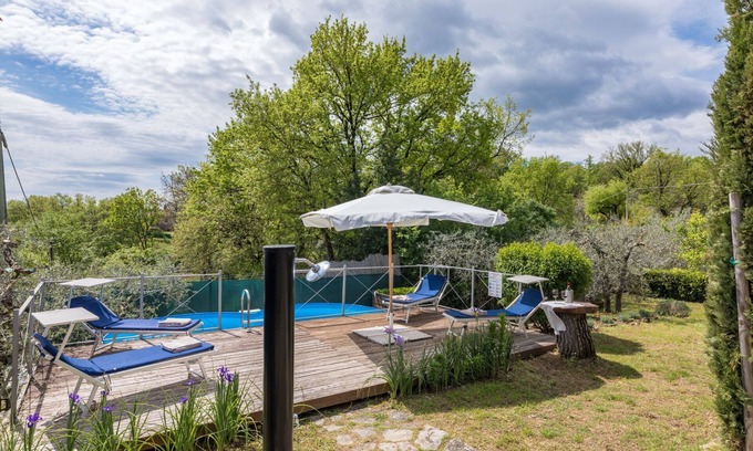 Sovicille Villa | Villa privée avec jardin et piscine près de Sienne.