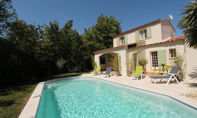 Apt Villa | Villa avec jardin et piscine privée (classée 3 étoiles)