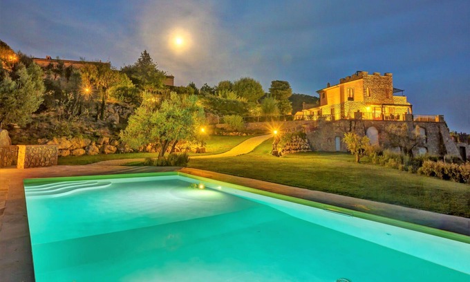 Montaione Villa | Maison de vacances avec internet, climatisation, piscine privée, TV, patio, près de San Gimignano