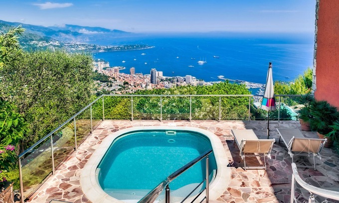 La Turbie Villa | VILLA AVEC VUE PANORAMIQUE SUR MONACO ET L'ITALIE POUR 4 PERSONNES