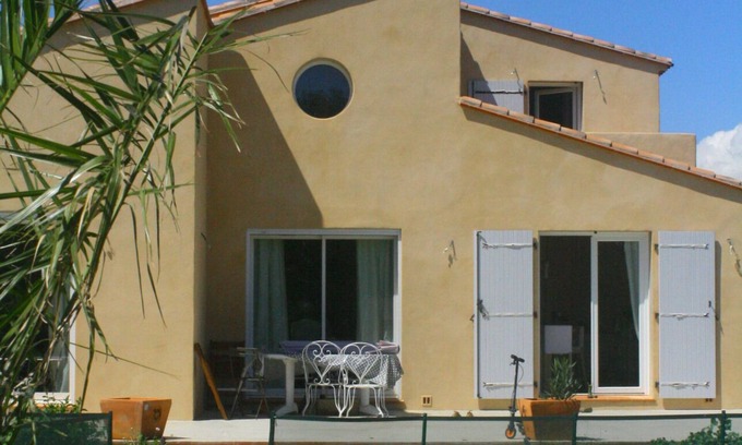Saint-Hippolyte Villa | Villa avec piscine proche mer - 8 personnes