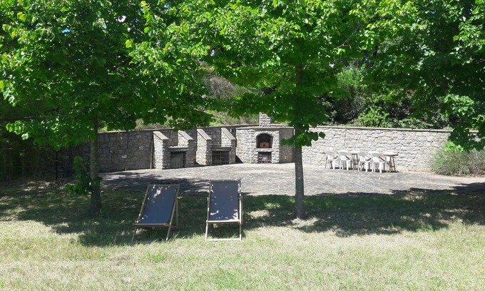 Poppi Villa | Villa surplombant le château de Poppi