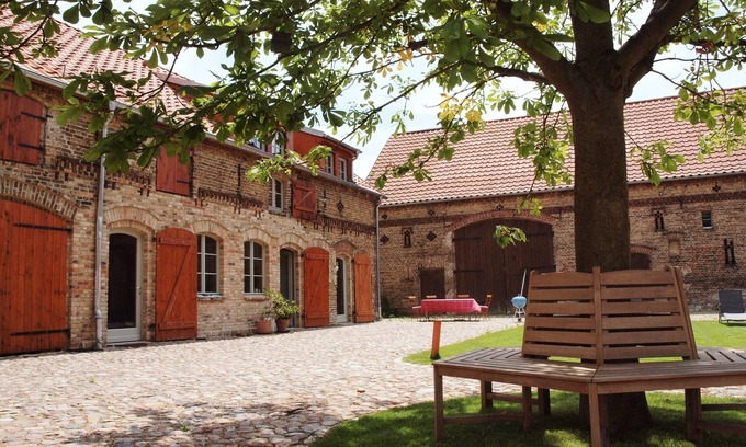 Fresdorf Appartement | Villa Wunderlich, Blaue Wohnung - Schöne Fewo auf dem Land, bei Potsdam/ Berlin