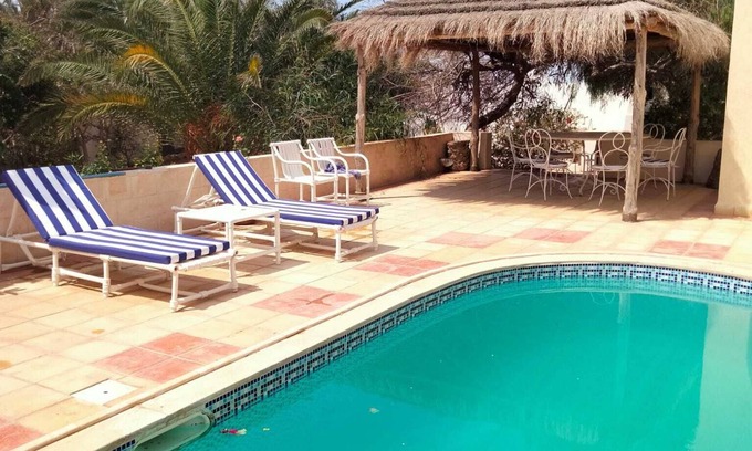 Aghir Lit Et Petit-Déjeuner | Villa Zitouna - maison de charme avec piscine - 300m de la plage