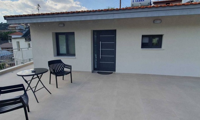 Pelentri Appartement | Village Gem Peledri Studio