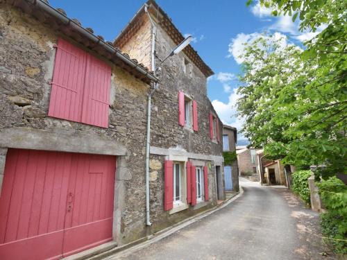 La Caunette Maison | Village House in La Caunette with Pool