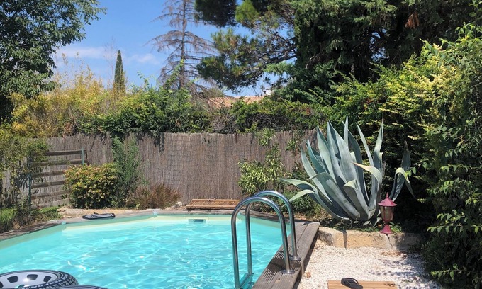 Maubec Maison | Maison de village dans le luberon avec piscine privée
