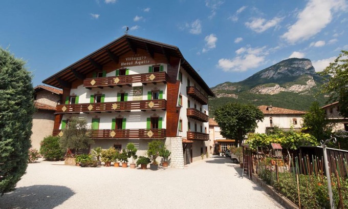 Calliano Hôtel | Villaggio Hotel Aquila