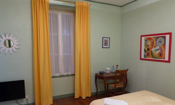 L'Ile-d'Elle Hôtel | Villanelle - Chambre Sonia, au centre de vos envies.
