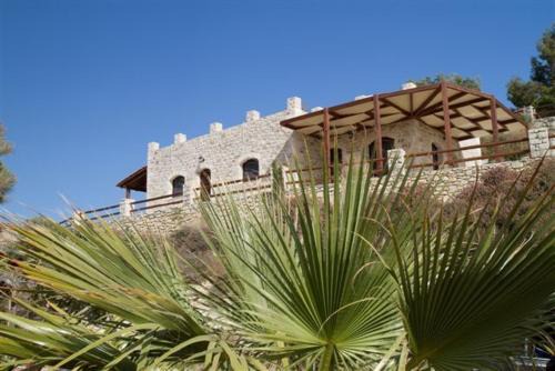 Kamilari Maison | Villas Alexandros Petrino