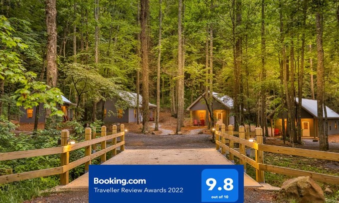 Tate Cabine | Villas at Gingershack Farms