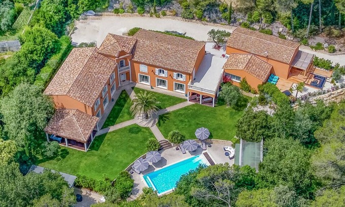 Cannes-et-Clairan Maison | Villas Beaumont avec piscine et jacuzzi proche d'Uzes et Anduze